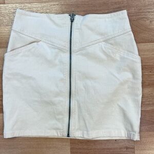 Zip front light peach colored mini skirt size 4